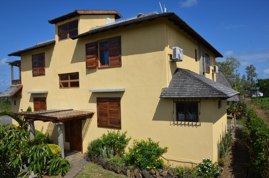La Maison Soleil Belle Mare Exterior photo